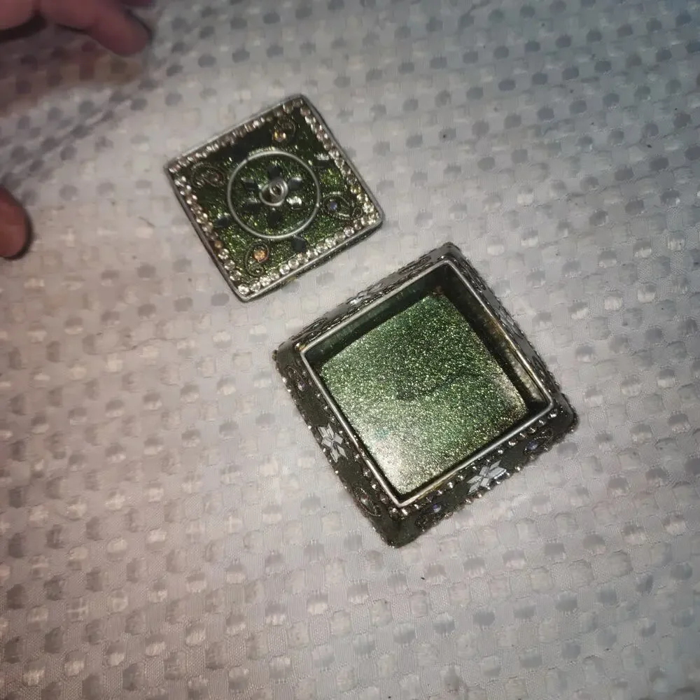 EMERALD GREEN SPARKLING SQUARE TRINKET BOX